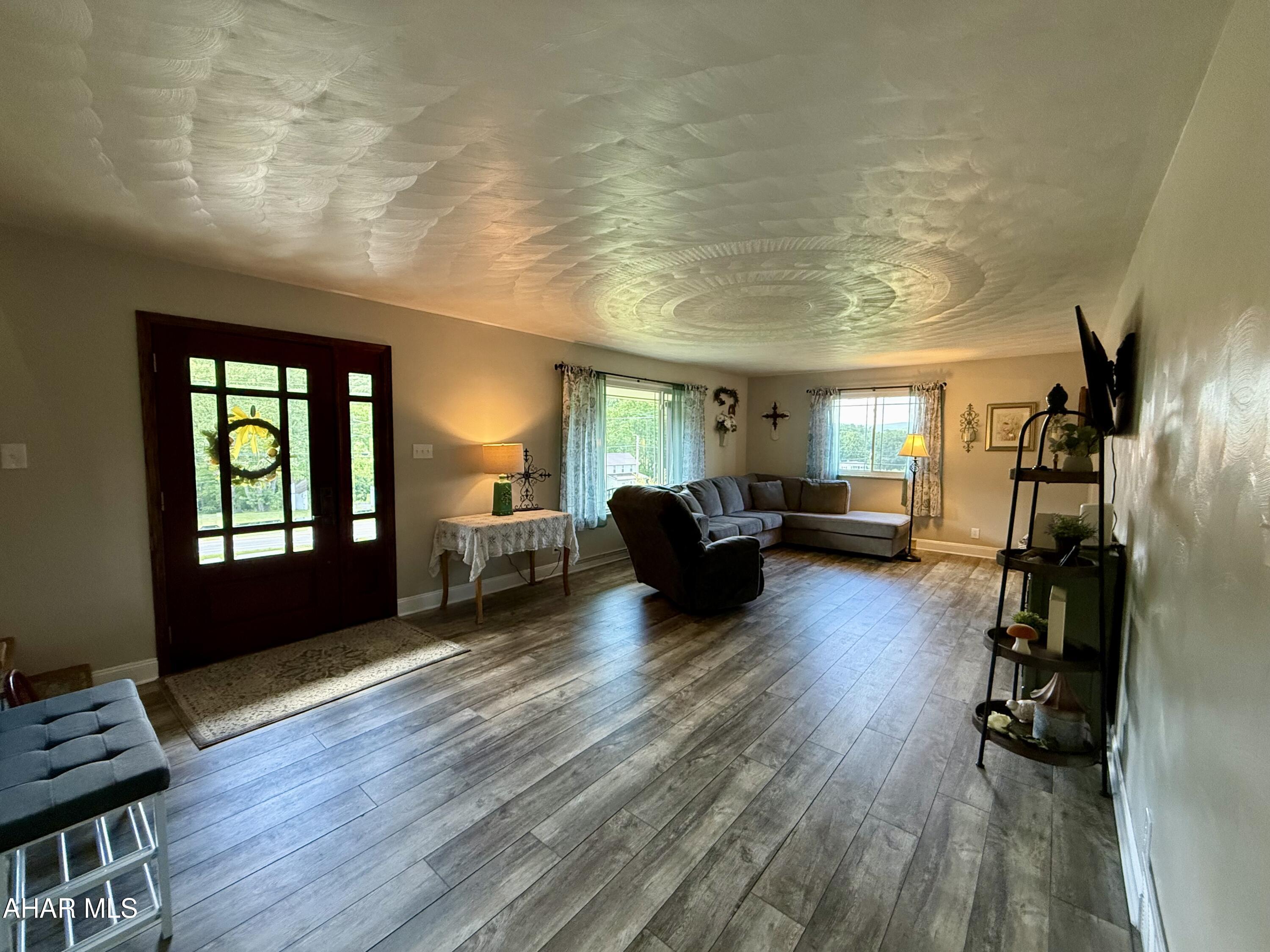 2348 Raystown Road Everett, PA 15537 - Photo 8 of 79