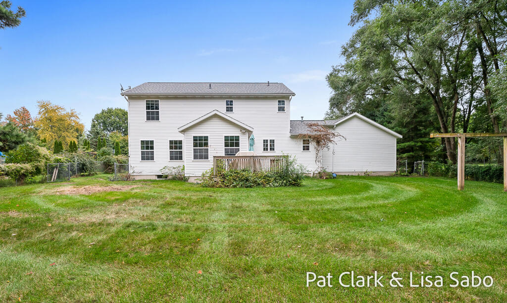 16409 Lannin Lane Spring Lake, MI 49456 - Photo 19 of 24 16409LanninLn-8LoRes