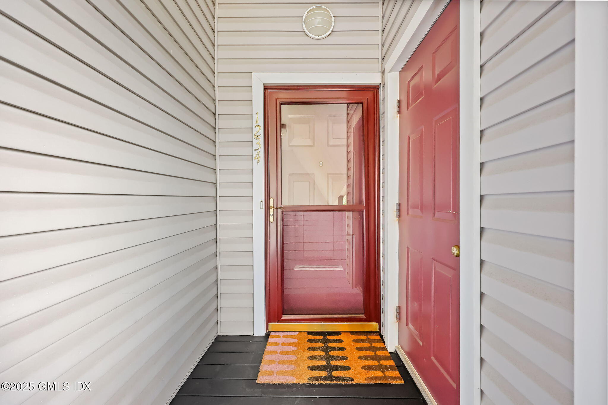 1-web-or-mls-1234-windward-rd
