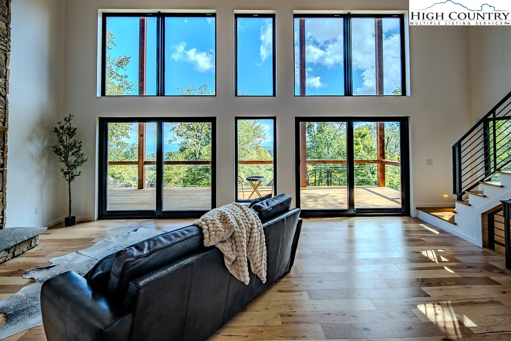 116 Slopeside Road Beech Mountain, NC 28604 - Photo 3 of 49 Gallery Image 3