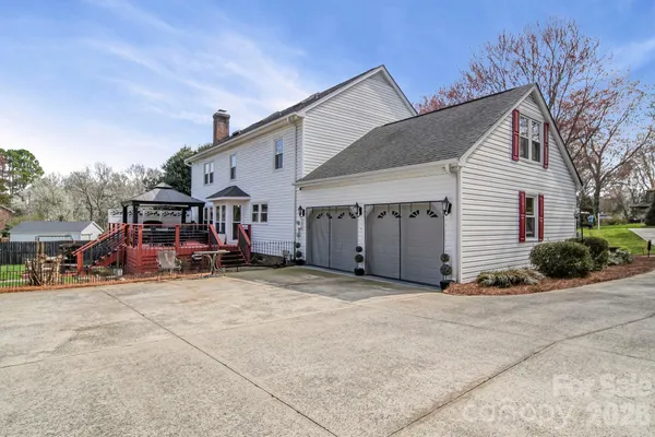 $674,900 | 6116 Corkstone Drive, Mint Hill, NC 28227
