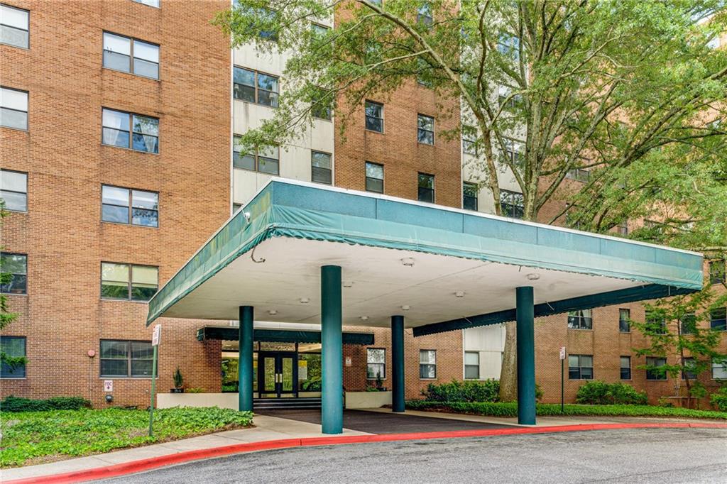 2965 Pharr Ct S Northwest, Unit 413 Atlanta, GA 30305 - Photo 14 of 39