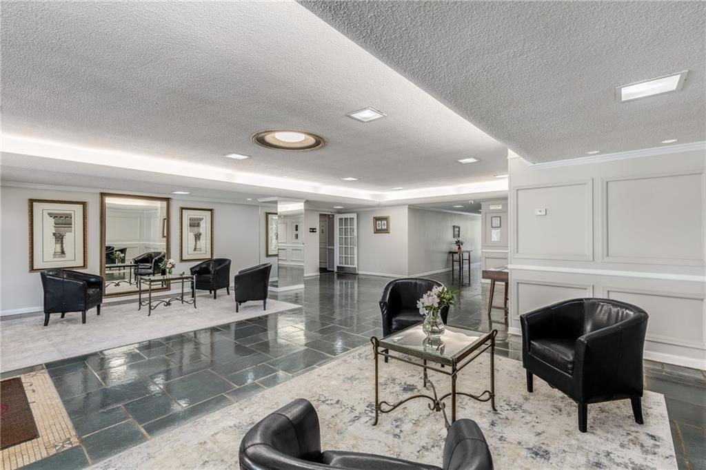 2965 Pharr Ct S Northwest, Unit 413 Atlanta, GA 30305 - Photo 15 of 39