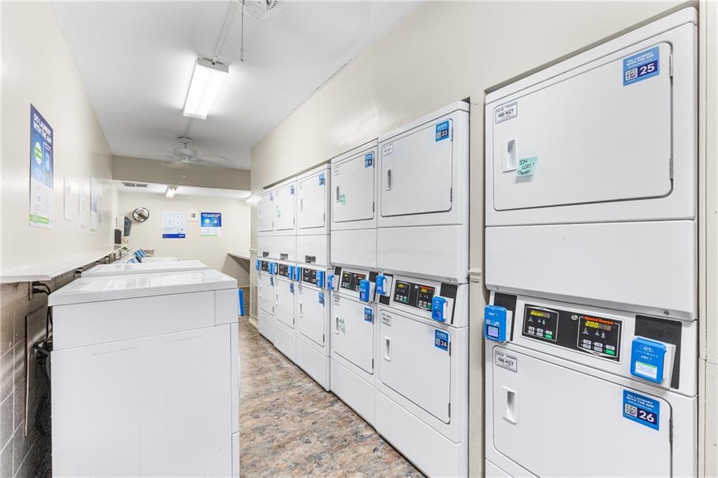 2965 Pharr Ct S Northwest, Unit 413 Atlanta, GA 30305 - Photo 17 of 39