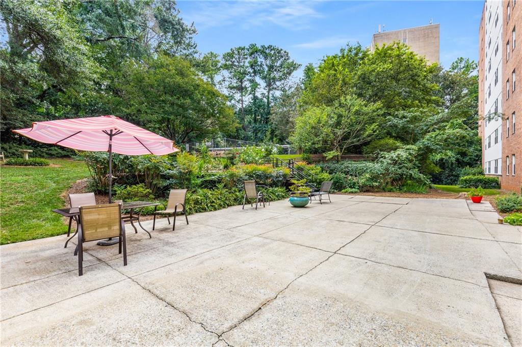 2965 Pharr Ct S Northwest, Unit 413 Atlanta, GA 30305 - Photo 21 of 39