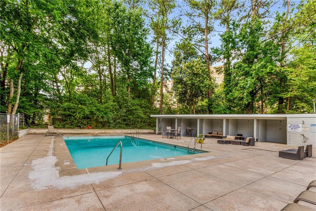 2965 Pharr Ct S Northwest, Unit 413 Atlanta, GA 30305 - Photo 24 of 39