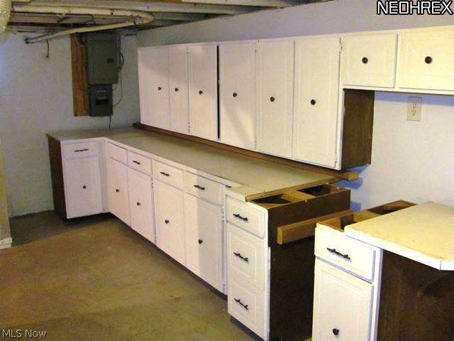 3088 Greenleaf Road Akron, OH 44312 - Photo 16 of 25