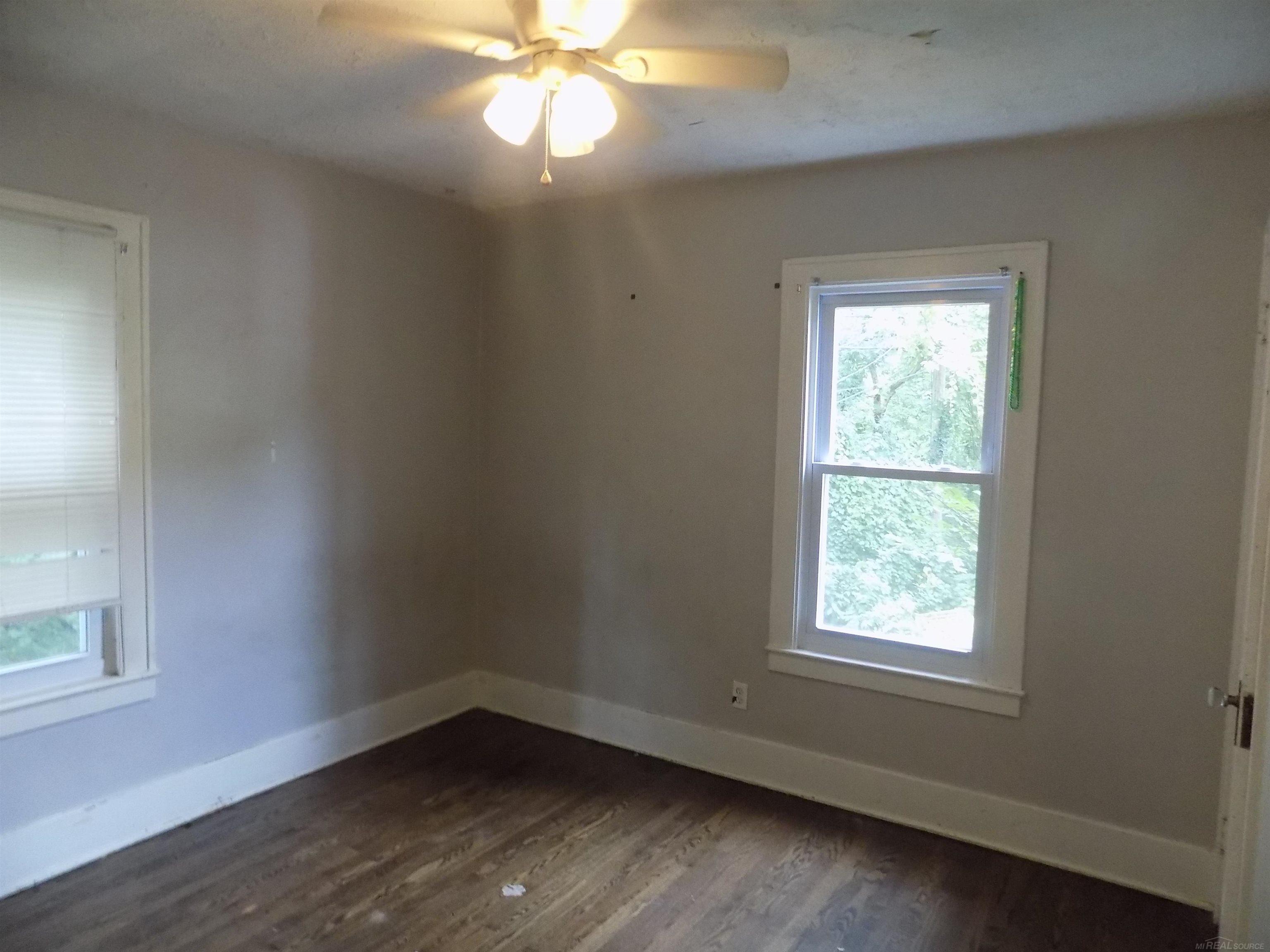 35920 John R Street Wayne, MI 48184 - Photo 7 of 11