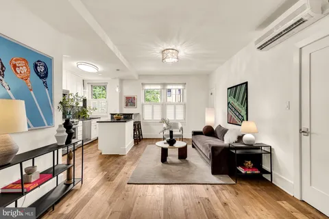 $374,000 | 1910 Kalorama Road Northwest, Unit 302, Washington, DC 20009