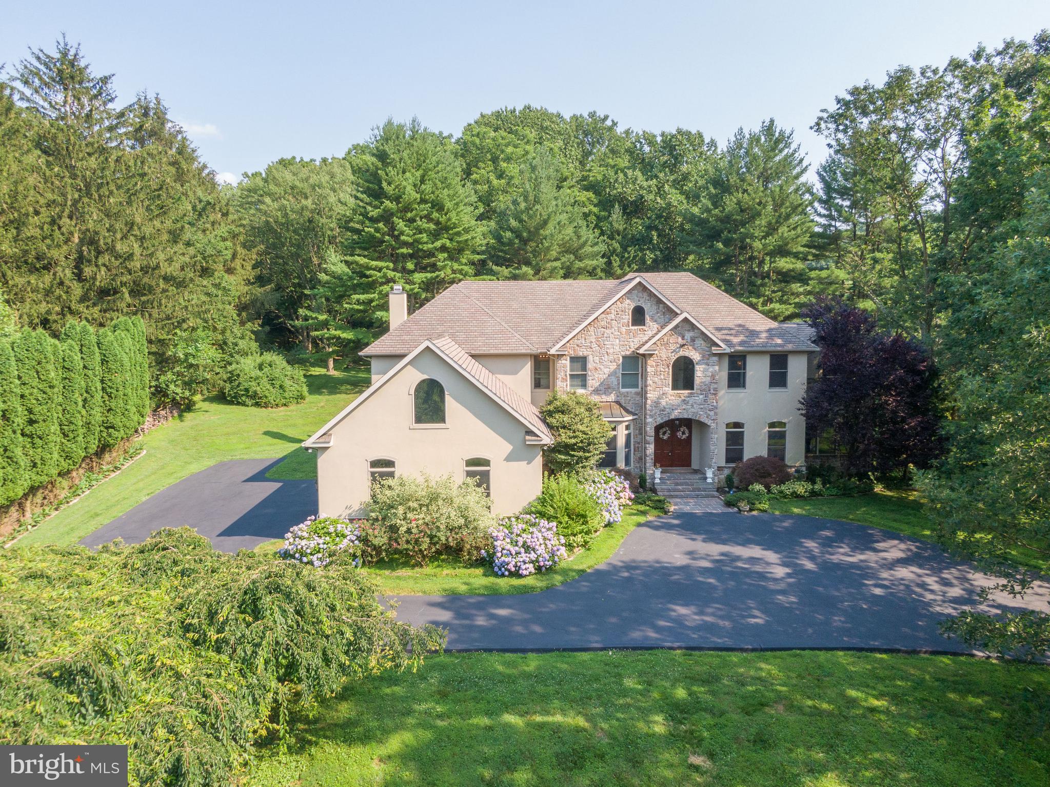 136 Round Hill Road Kennett Square, PA 19348 - Photo 1 of 73 Gallery Image 1