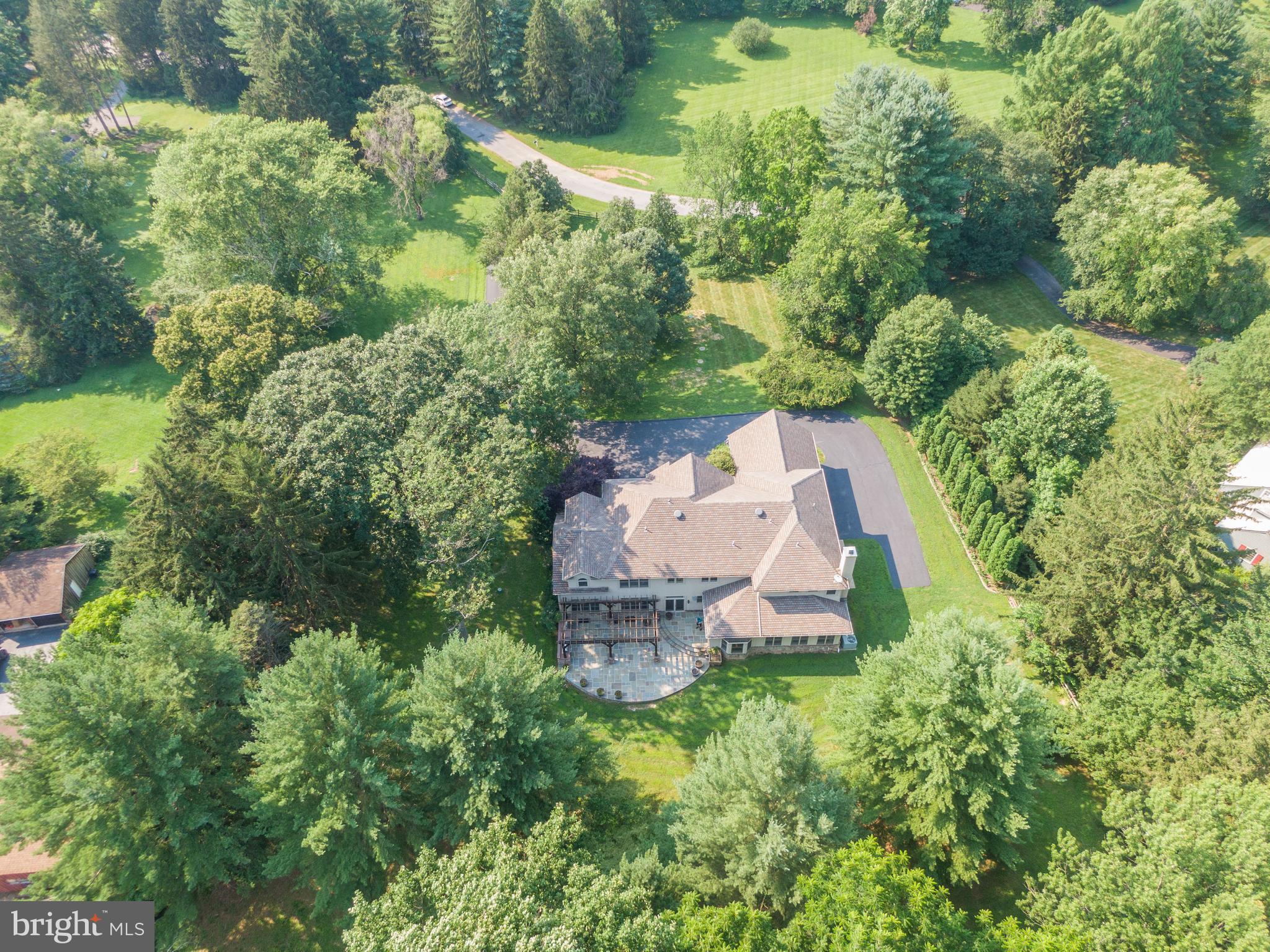 136 Round Hill Road Kennett Square, PA 19348 - Photo 11 of 73 Gallery Image 11