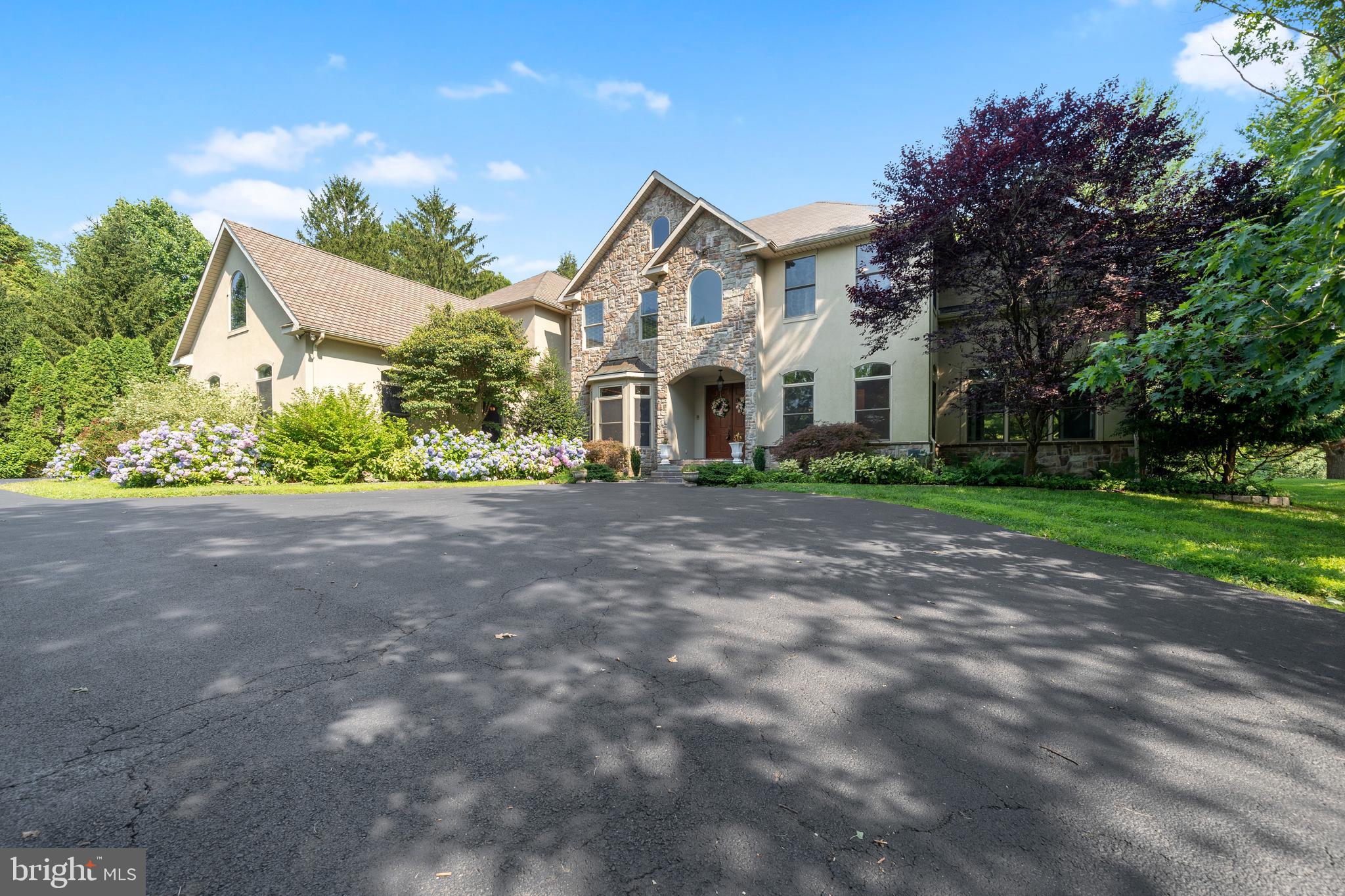 136 Round Hill Road Kennett Square, PA 19348 - Photo 2 of 73 Gallery Image 2