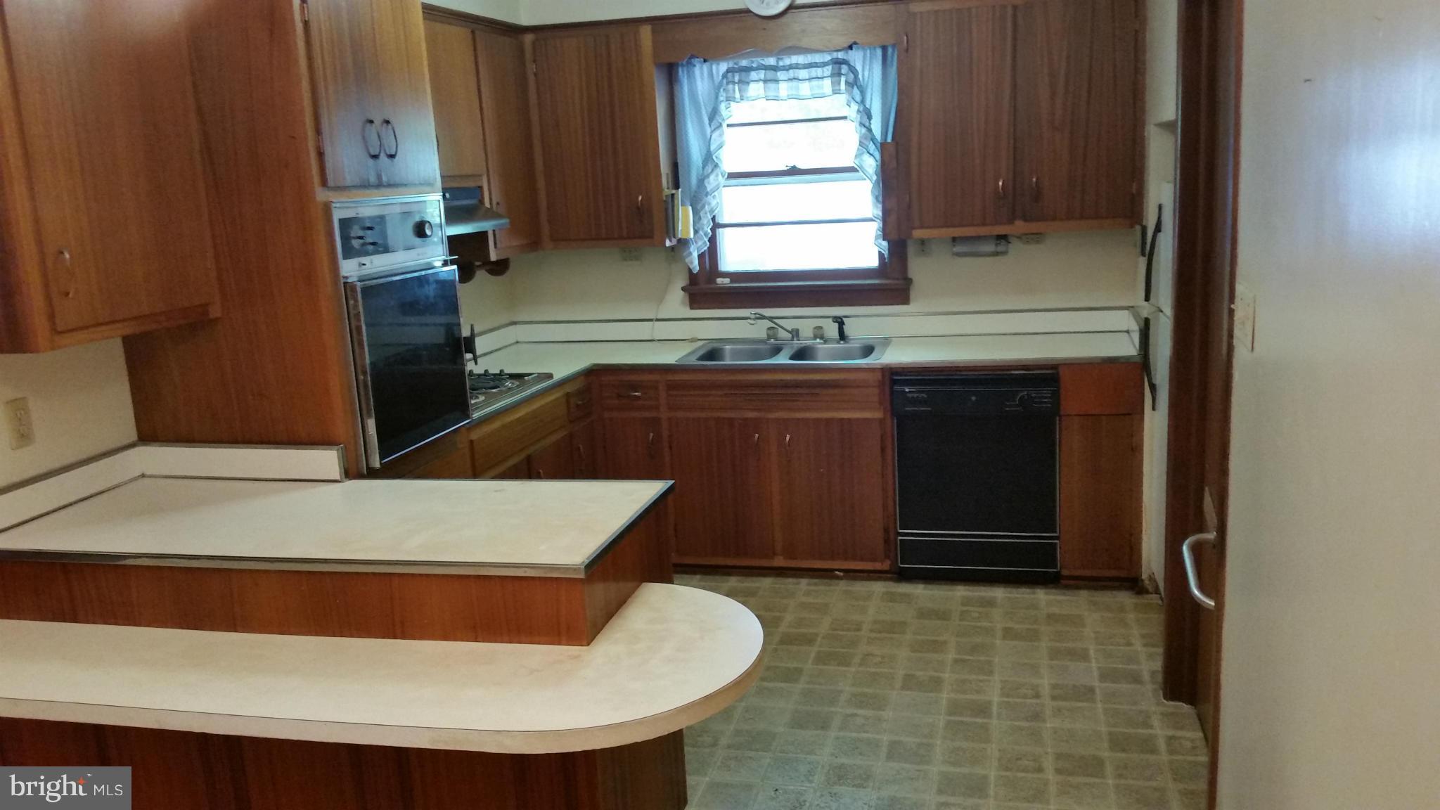 17185 Dahlgren Road King George, VA 22485 - Photo 8 of 17 Kitchen