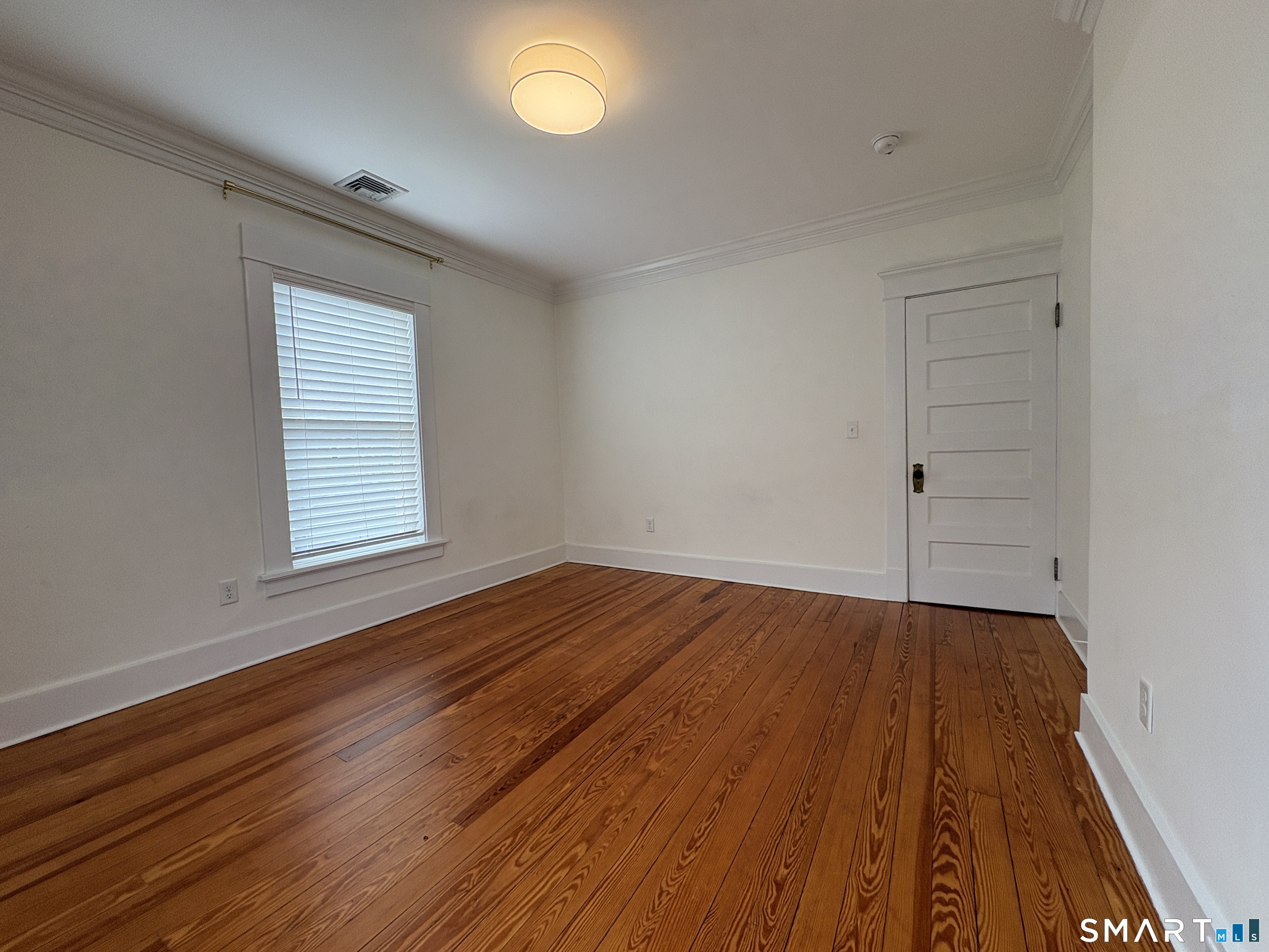 26 Union Street Seymour, CT 06483 - Photo 12 of 35