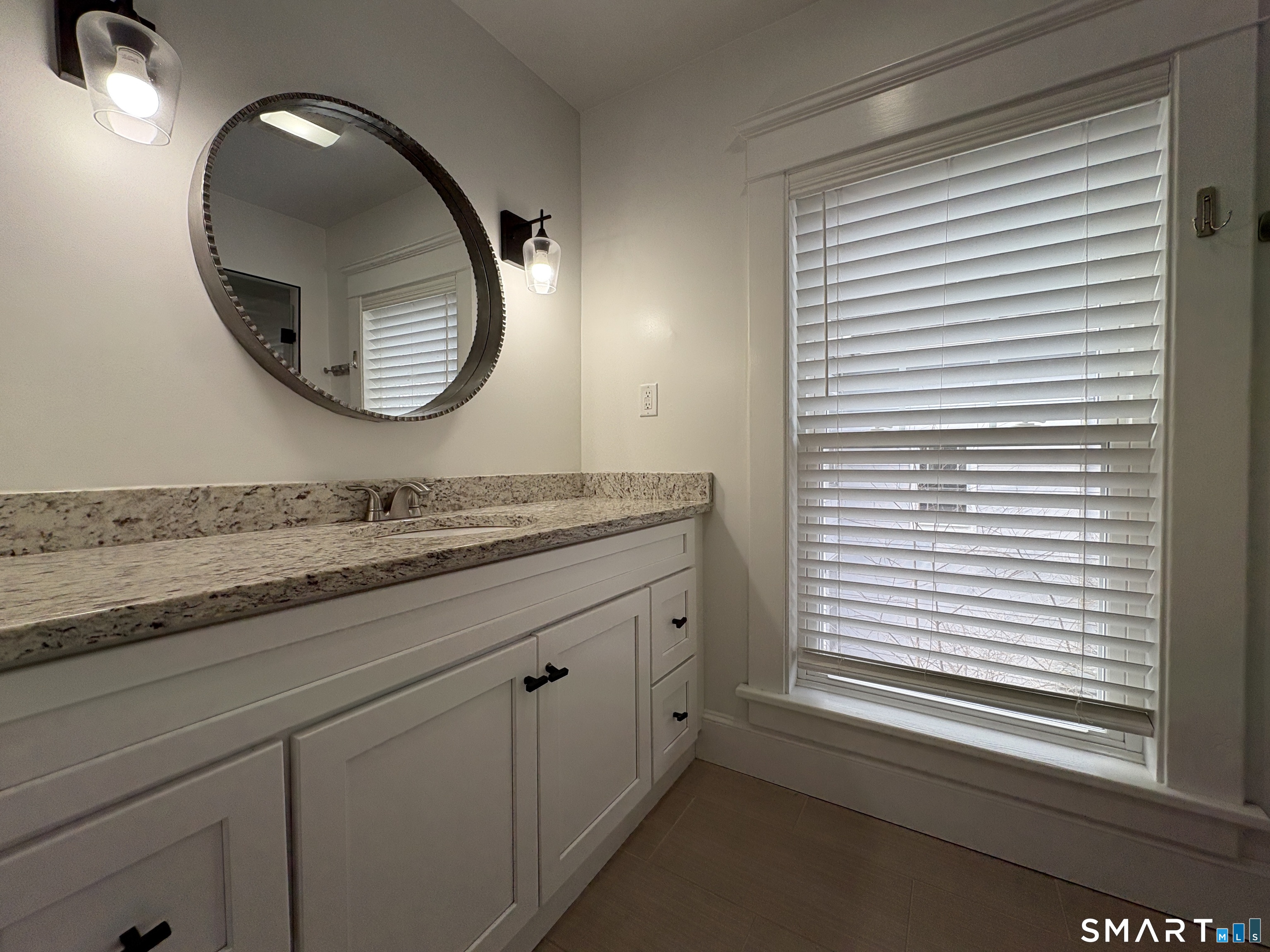 26 Union Street Seymour, CT 06483 - Photo 16 of 35