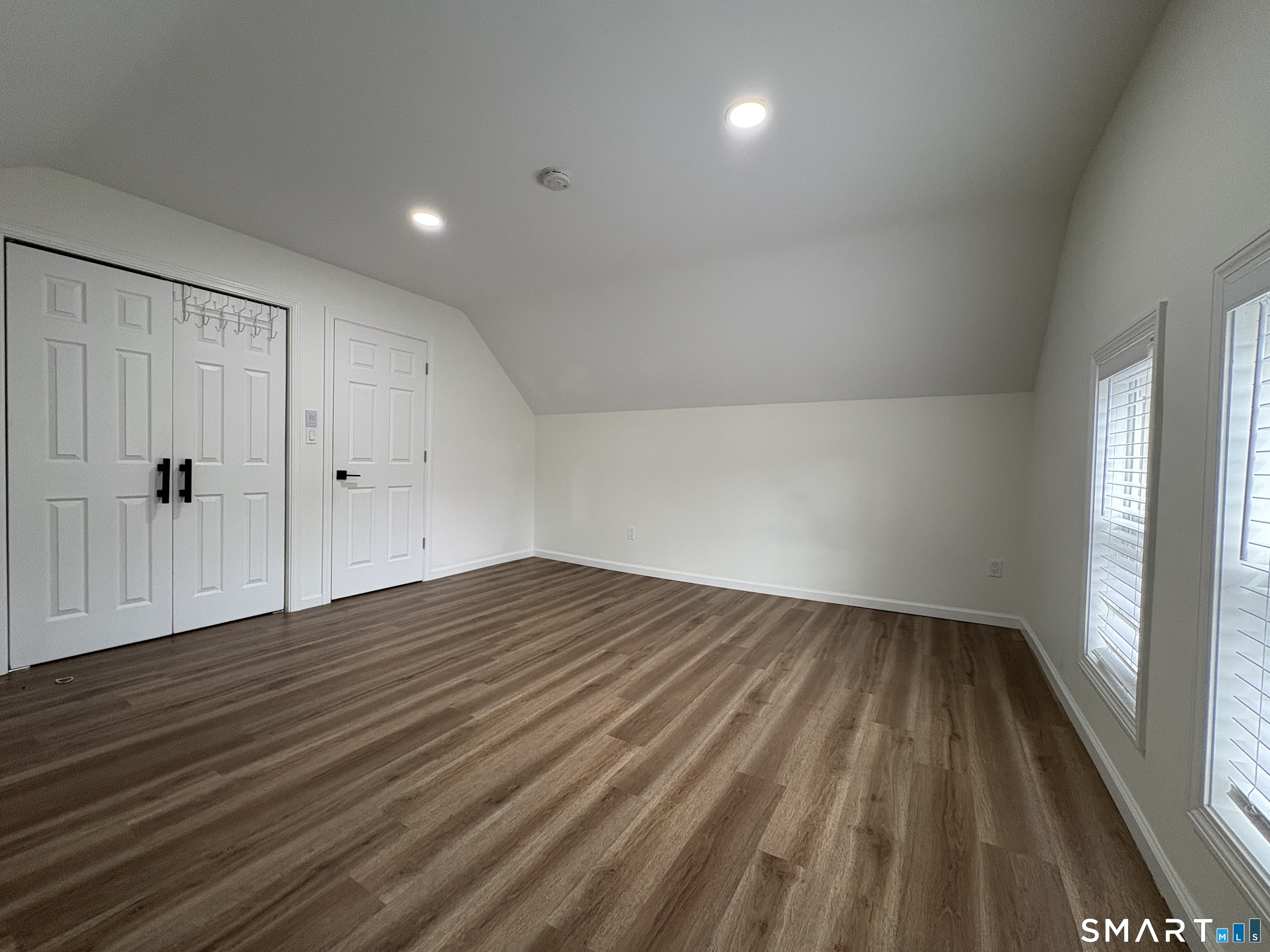 26 Union Street Seymour, CT 06483 - Photo 4 of 35