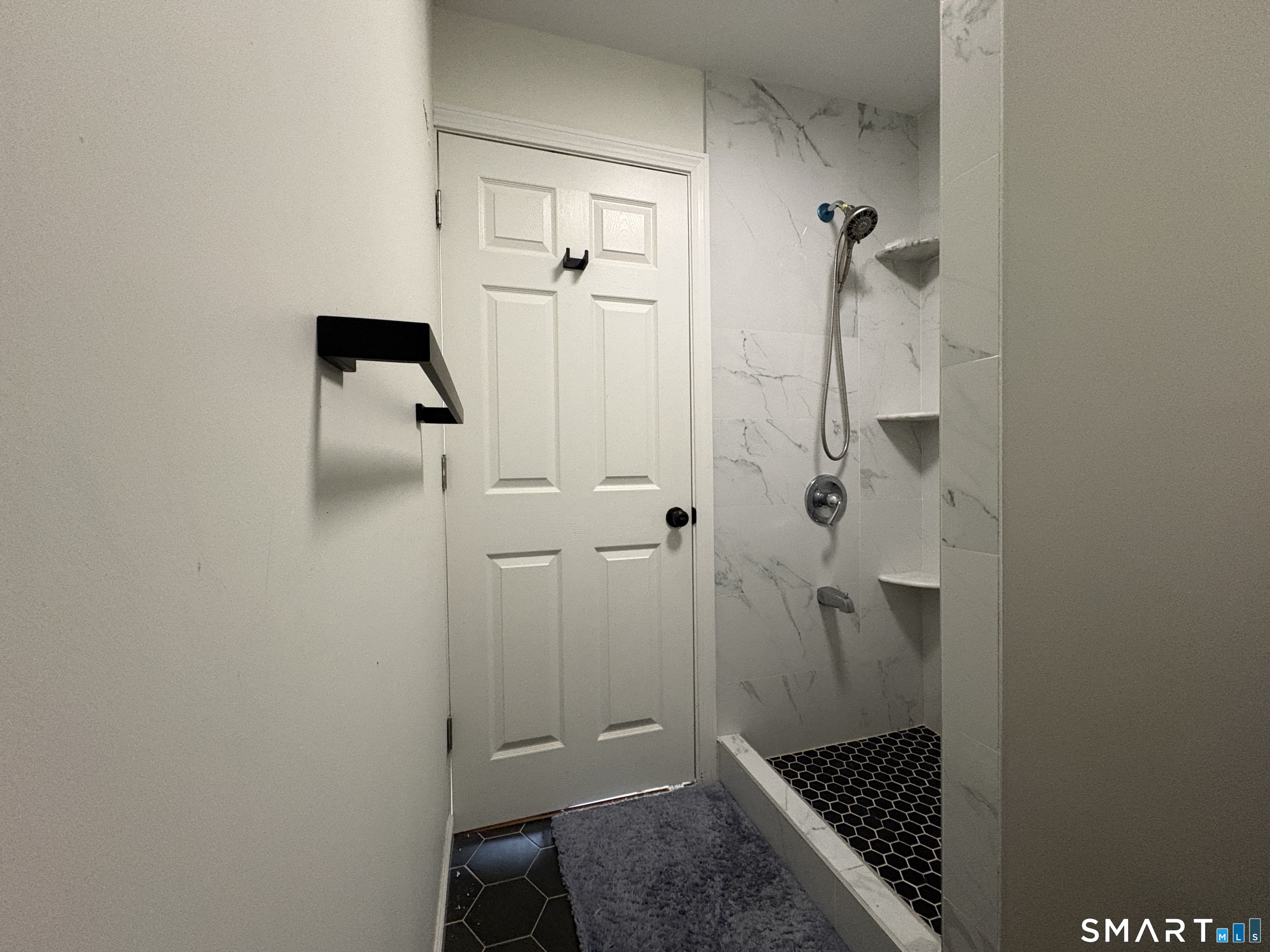 26 Union Street Seymour, CT 06483 - Photo 8 of 35