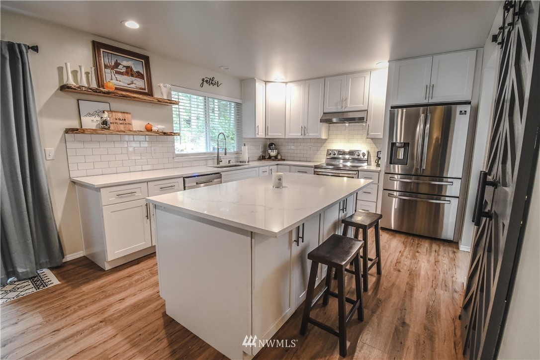 5308 Harbor Ridge Bremerton, WA 98312 - Photo 8 of 30 Gallery Image 8