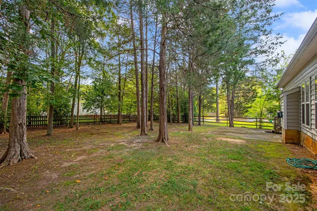 $450,000 | 8917 Cedar Run Way, Charlotte, NC 28273