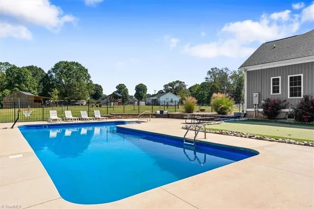 $550,000 | 6629 Alley Road, Summerfield, NC 27358