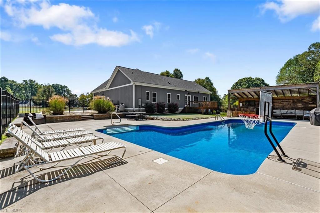 6629 Alley Road Summerfield, NC 27358 - Photo 37 of 48