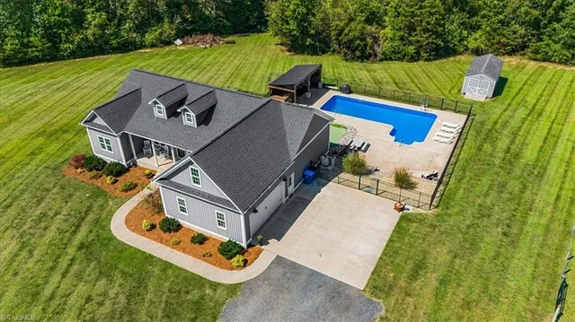 $550,000 | 6629 Alley Road, Summerfield, NC 27358