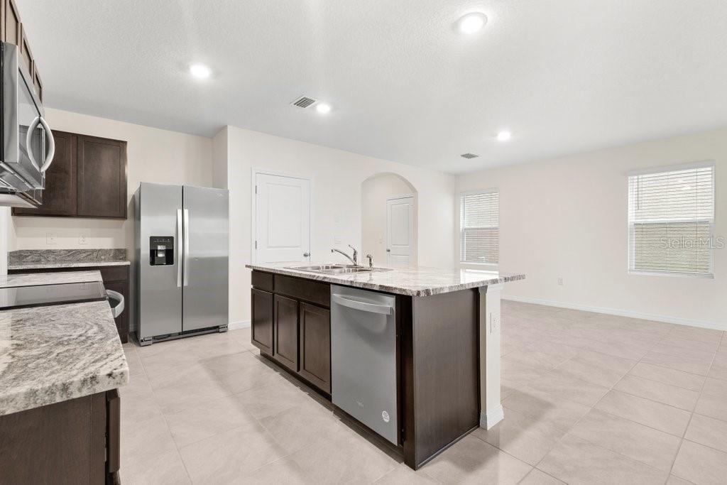 31470 Penny Surf Loop Wesley Chapel, FL 33545 - Photo 9 of 28