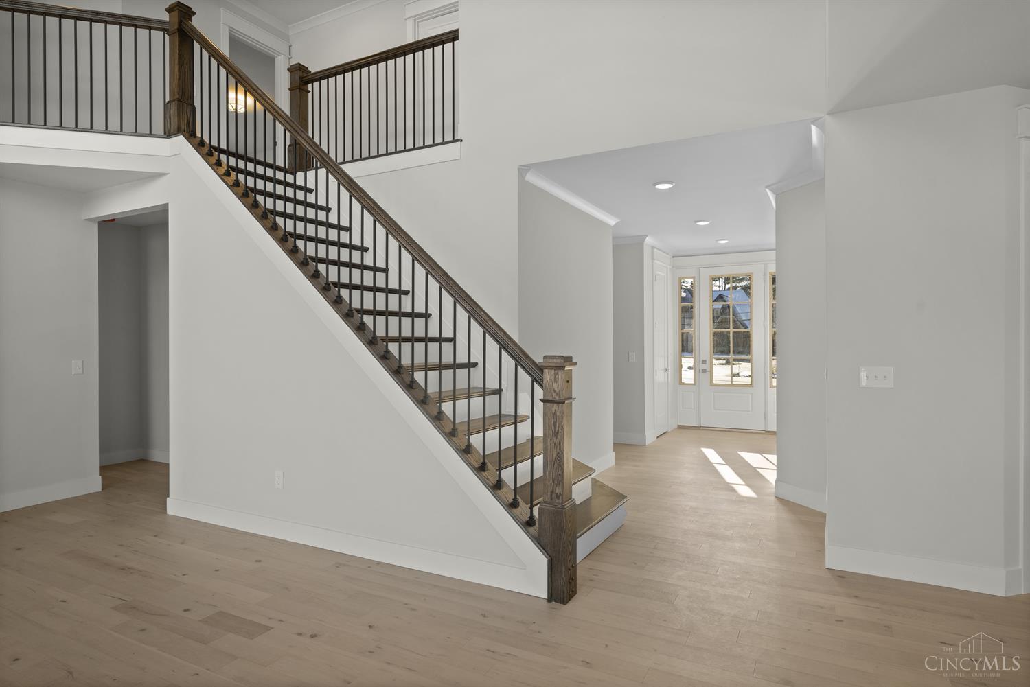 8010 Remington Road Montgomery, OH 45242 - Photo 11 of 53 Gallery Image 11