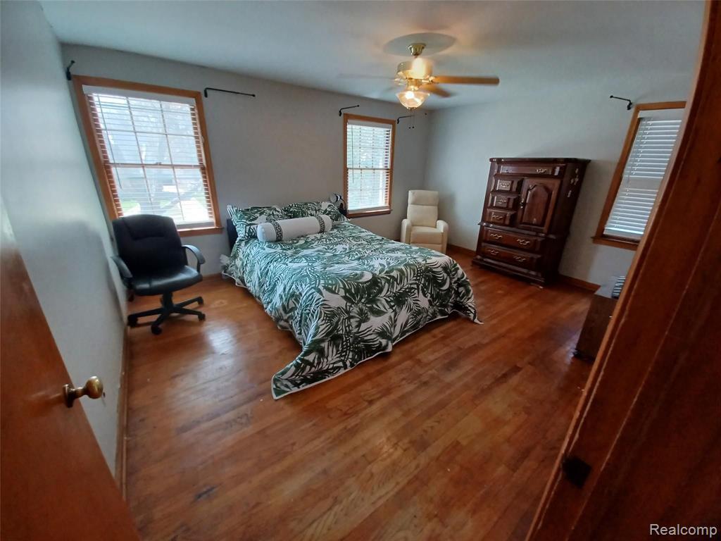 16554 Huntington Road Detroit, MI 48219 - Photo 19 of 26