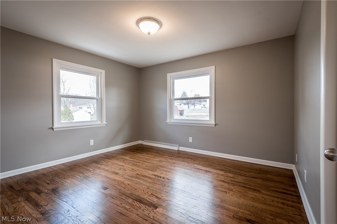 2194 Springfield Center Road Akron, OH 44312 - Photo 20 of 26 Bedroom 3