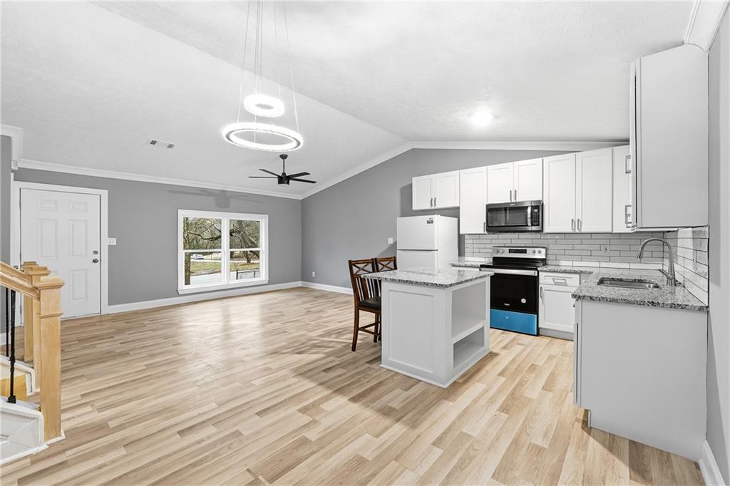 677 Tarkington Road South Stone Mountain, GA 30088 - Photo 11 of 25