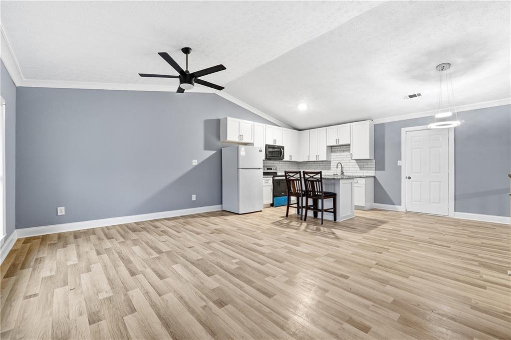 677 Tarkington Road South Stone Mountain, GA 30088 - Photo 4 of 25