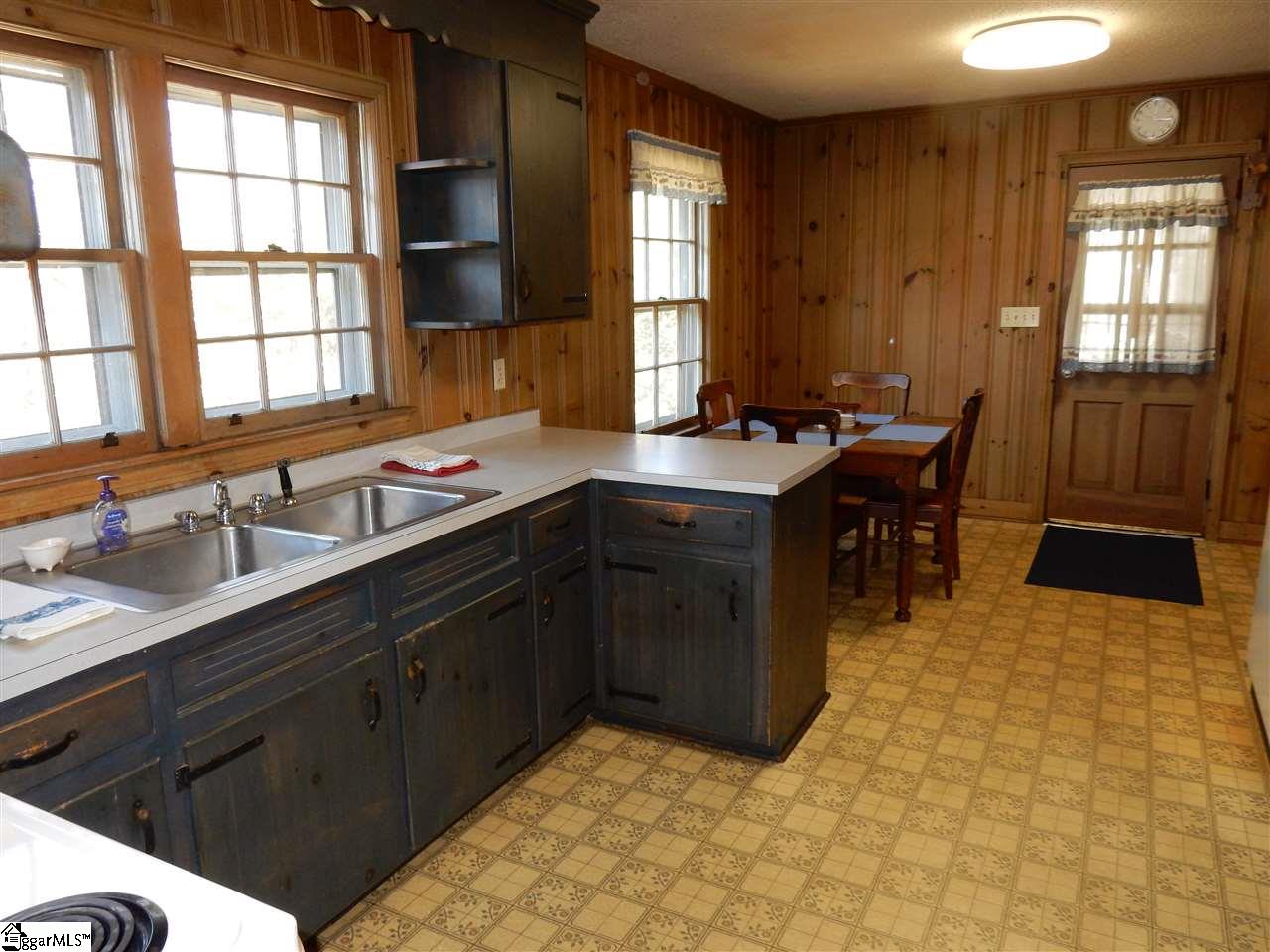209 Edwards Mill Road Taylors, SC 29687 - Photo 13 of 35 Gallery Image 13