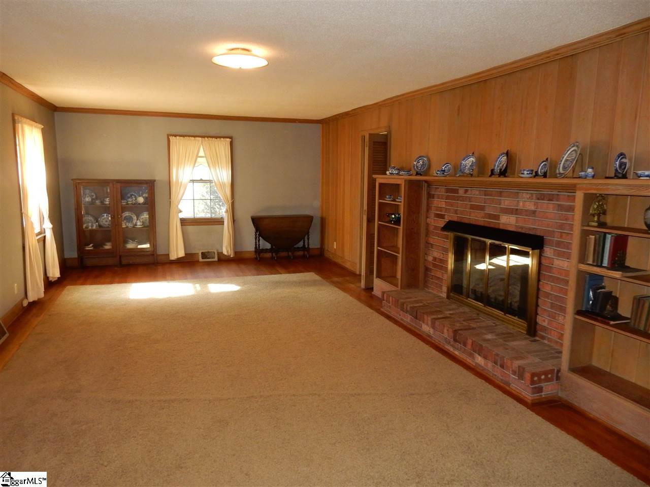 209 Edwards Mill Road Taylors, SC 29687 - Photo 10 of 35 Gallery Image 10