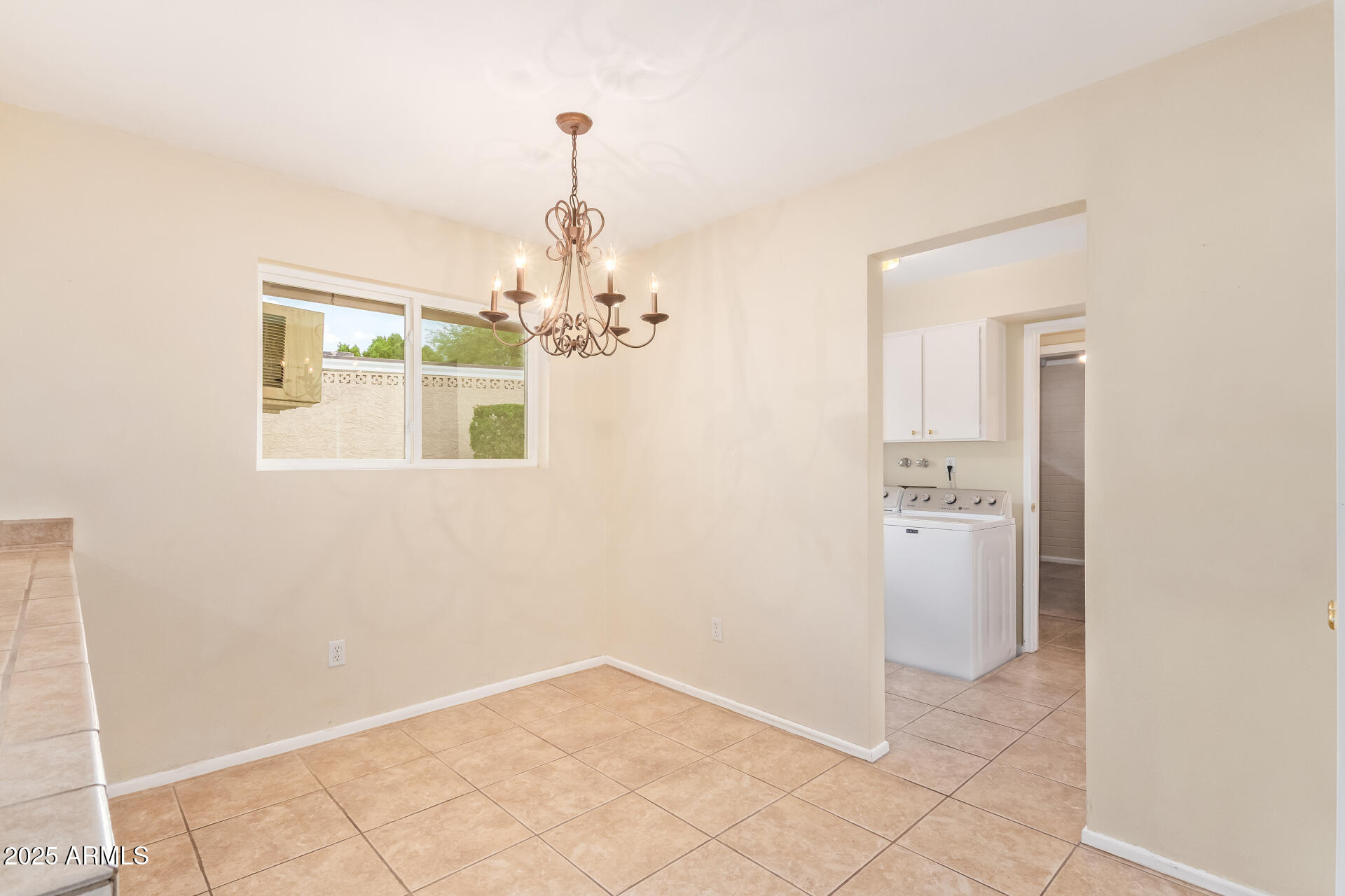 2234 East Lawrence Road Phoenix, AZ 85016 - Photo 18 of 71 14 - Lawrence eat in kitchen area