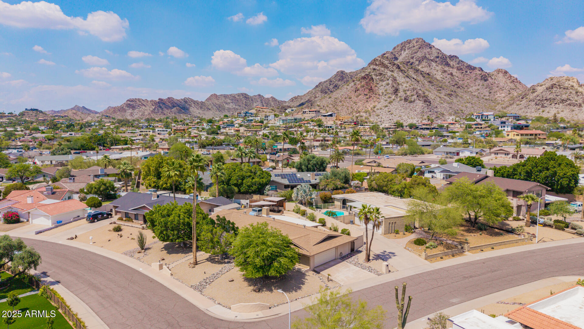2234 East Lawrence Road Phoenix, AZ 85016 - Photo 56 of 71 an aerial view of multiple house