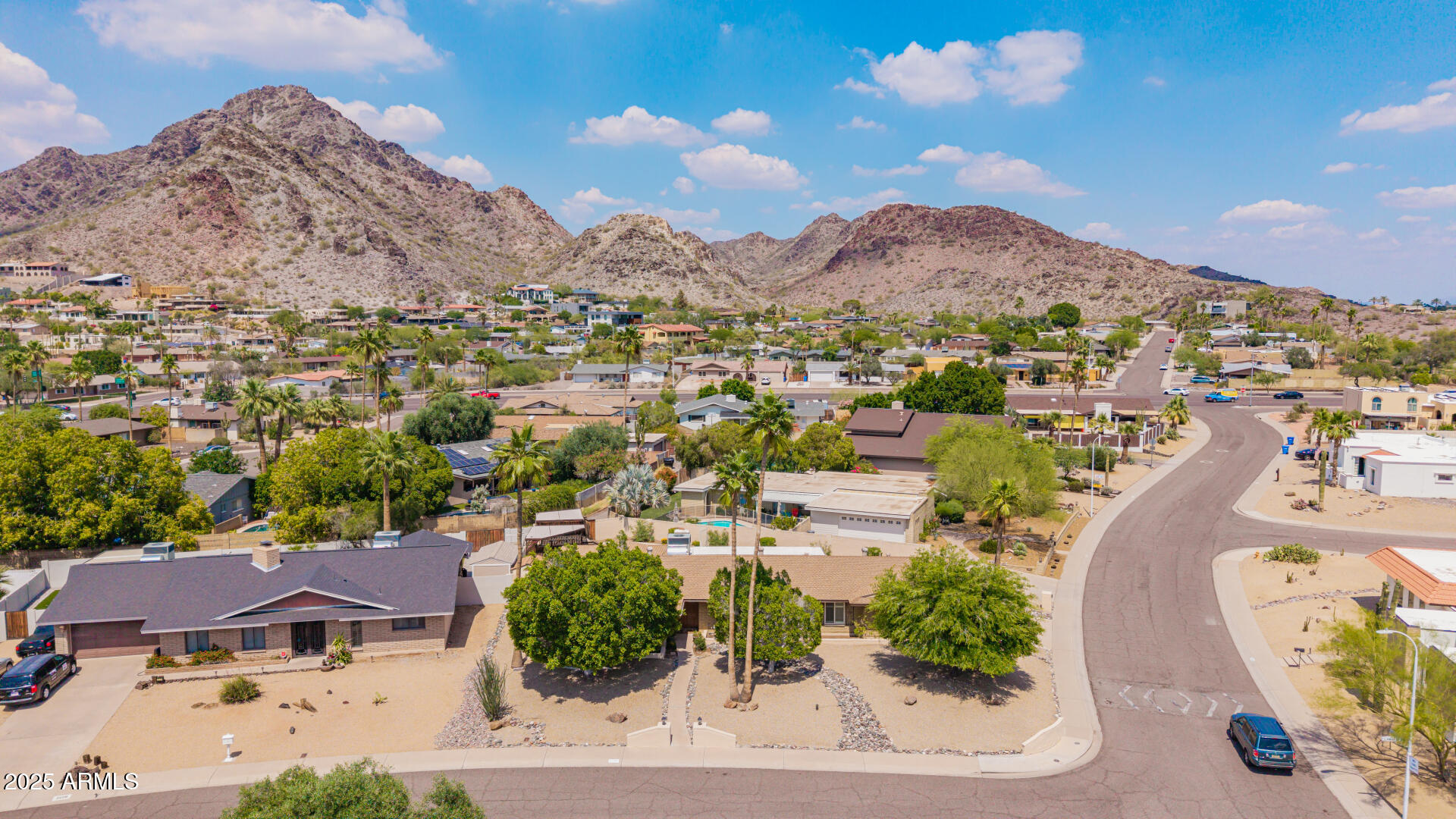 2234 East Lawrence Road Phoenix, AZ 85016 - Photo 59 of 71 an aerial view of residential houses and outdoor space