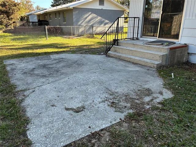 a view of a yard with a trees