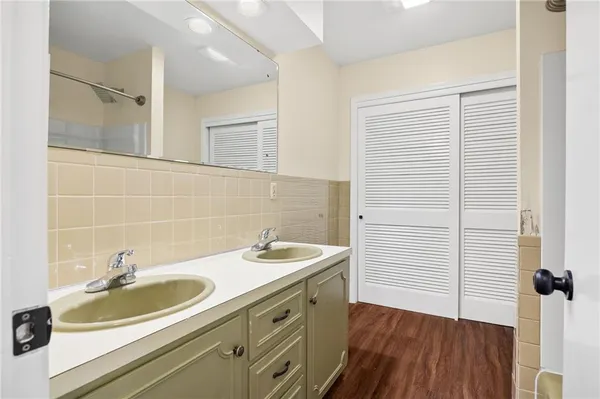 $255,000 | 220 Kennedy Drive, Gower, MO 64454