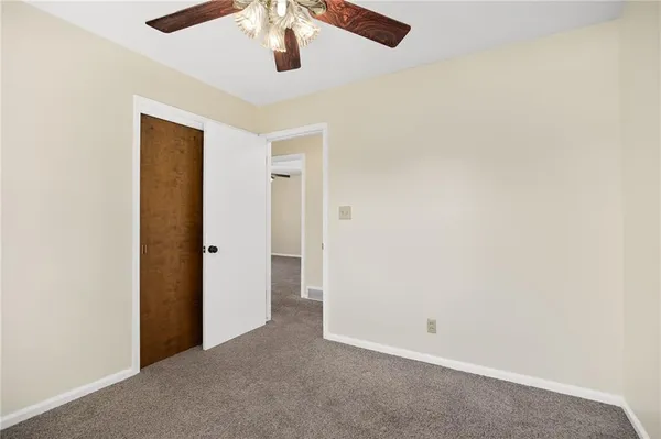 $255,000 | 220 Kennedy Drive, Gower, MO 64454