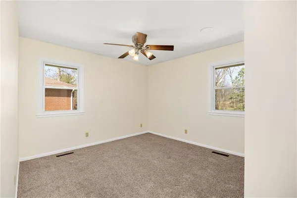 $255,000 | 220 Kennedy Drive, Gower, MO 64454