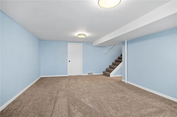 $255,000 | 220 Kennedy Drive, Gower, MO 64454