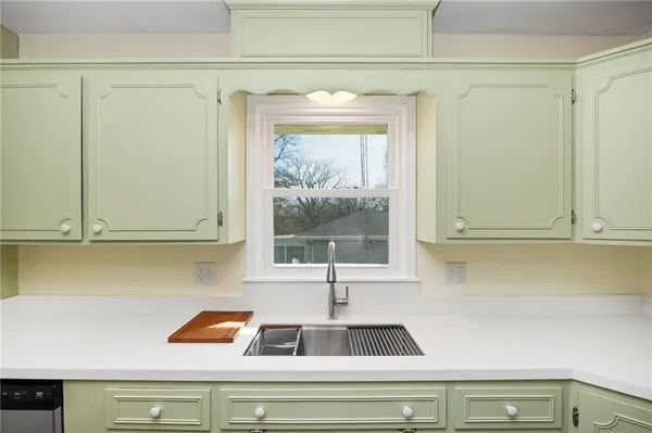 $255,000 | 220 Kennedy Drive, Gower, MO 64454