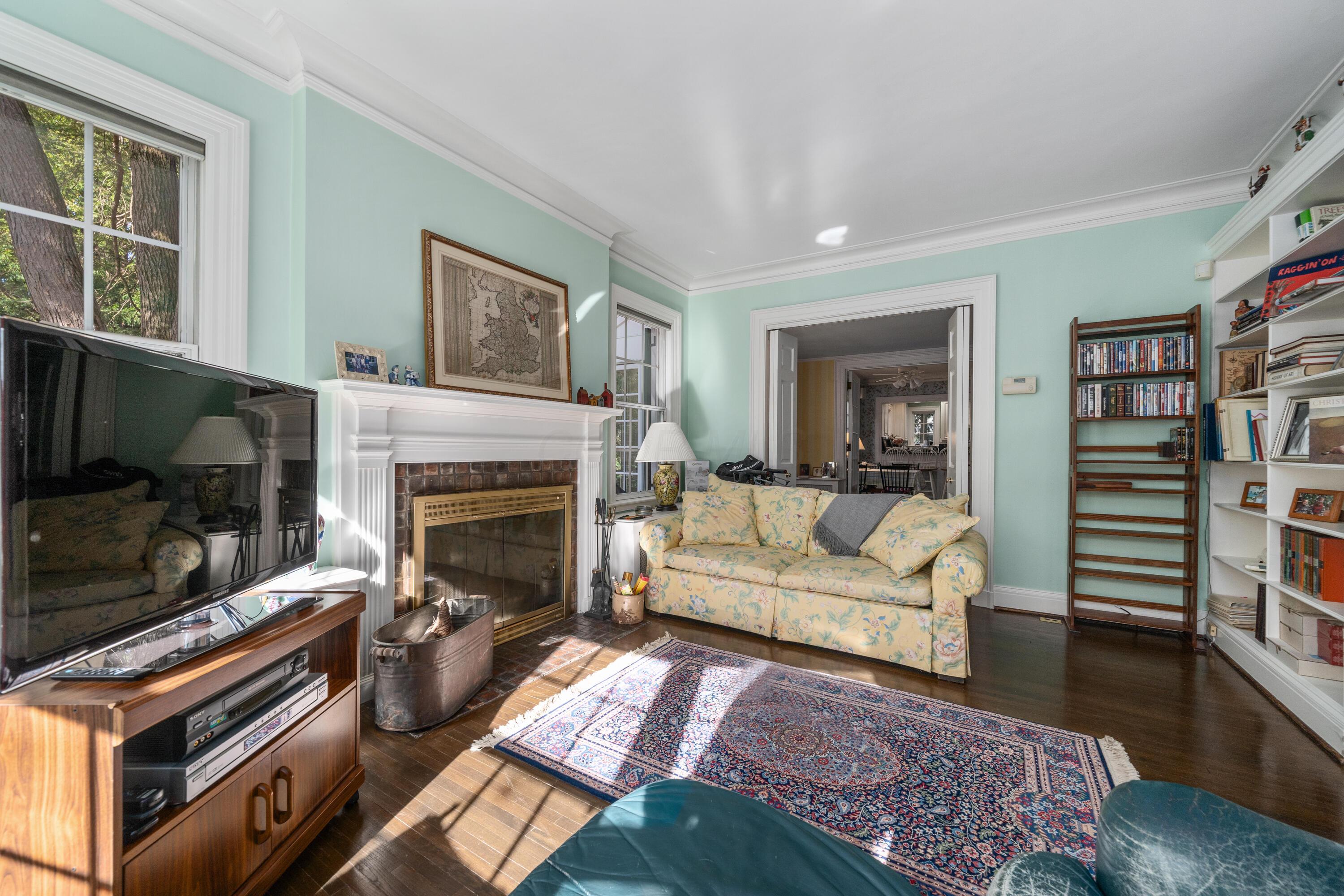 211 Preston Road Columbus, OH 43209 - Photo 18 of 103 DSC03539