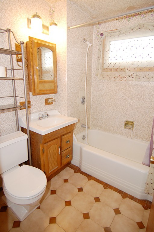 30 Sunset Road Cambridge, MA 02138 - Photo 9 of 16