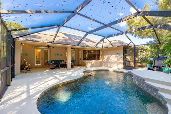 $649,999 | 502 34th Avenue, Vero Beach, FL 32968