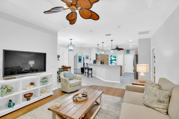 $649,999 | 502 34th Avenue, Vero Beach, FL 32968