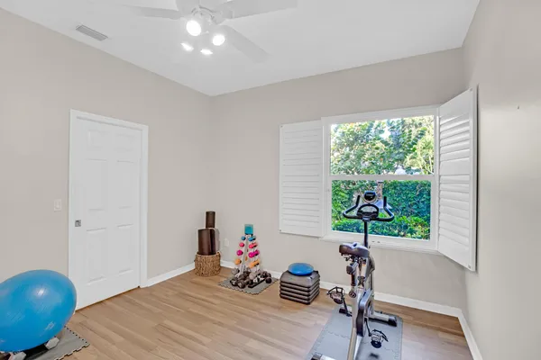 $649,999 | 502 34th Avenue, Vero Beach, FL 32968