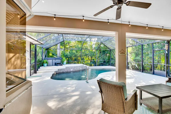 $649,999 | 502 34th Avenue, Vero Beach, FL 32968