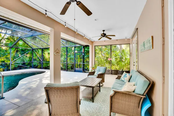 $649,999 | 502 34th Avenue, Vero Beach, FL 32968